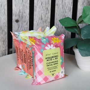 Betsey Johnson Floral Cleansing Wipes - Pink, Orange, Yellow